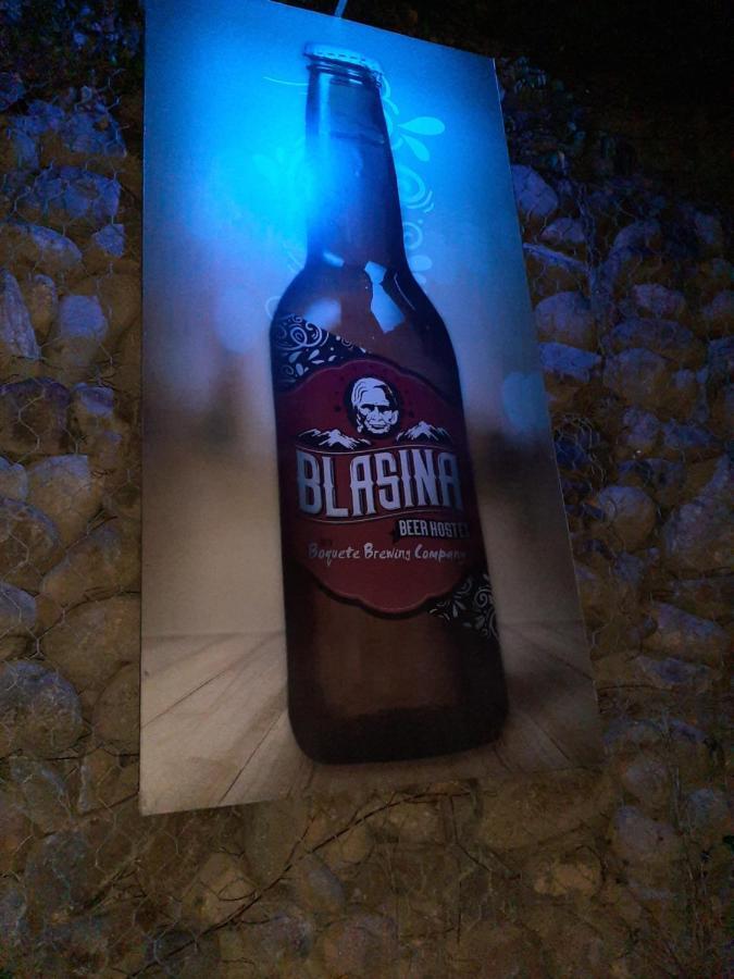 Blasina Beer Hostel بوكيتي المظهر الخارجي الصورة